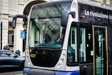 Sciopero generale di 8 ore venerdì, 4 ore per bus-metro e aerei