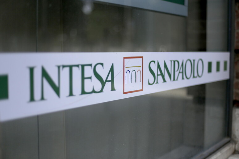 Intesa Sanpaolo bid to take over rival UBI Banca - RIPRODUZIONE RISERVATA