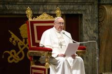 Pope stresses 'brotherhood' with cardinals